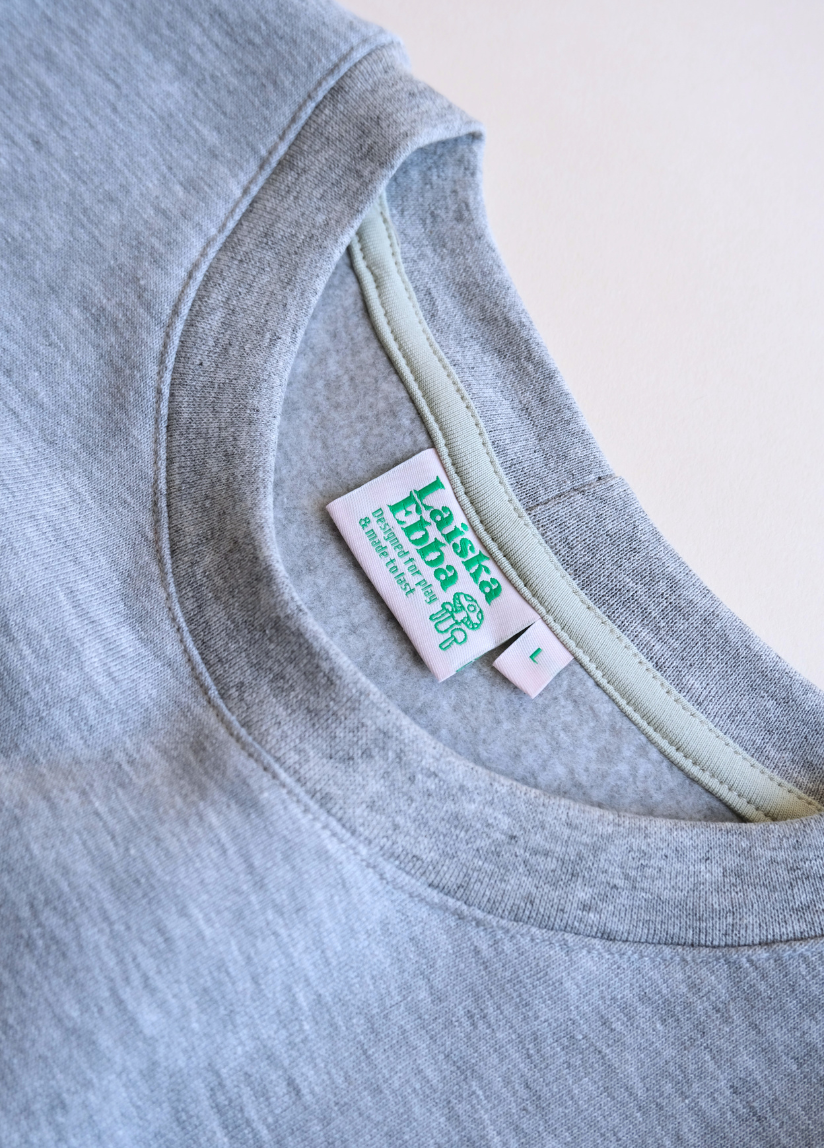 ADULT LAISKA SWEATSHIRT