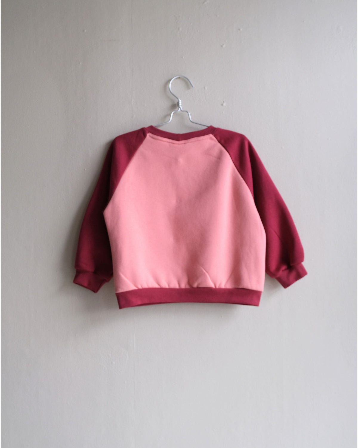 WEICHES SWEATSHIRT